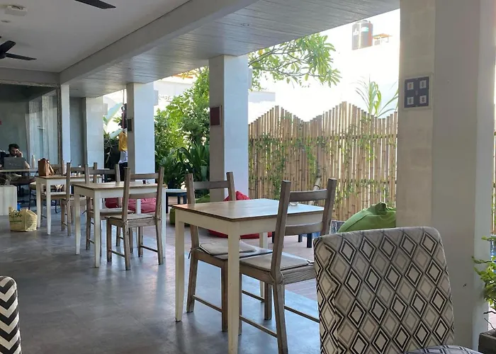 Shashvata Berawa, Canggu 3* بادونج